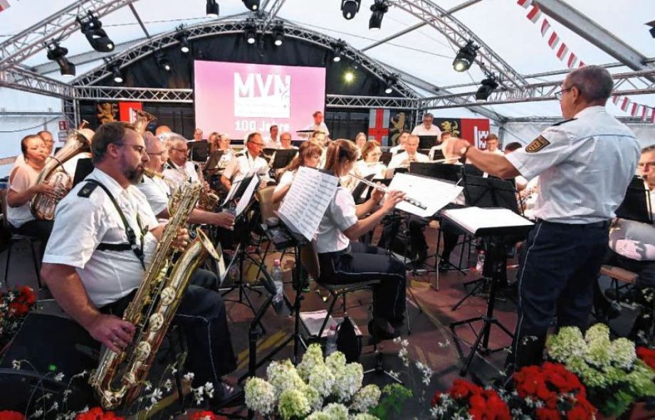 Auftritt bei der Jubiläumsfeier 100 Jahre Musikvereinigung Neckarhausen